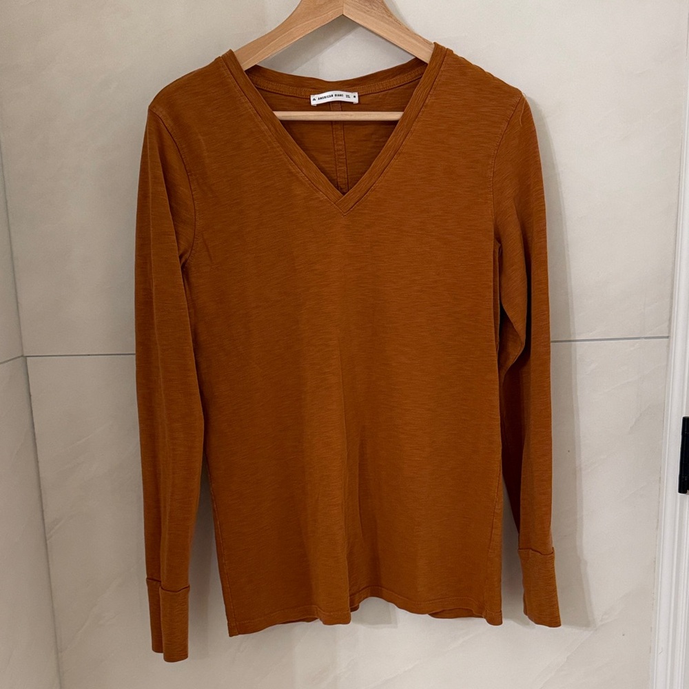 American Giant Premium Slub V Neck Long Sleeve Tee in Rust Orange M Medium
